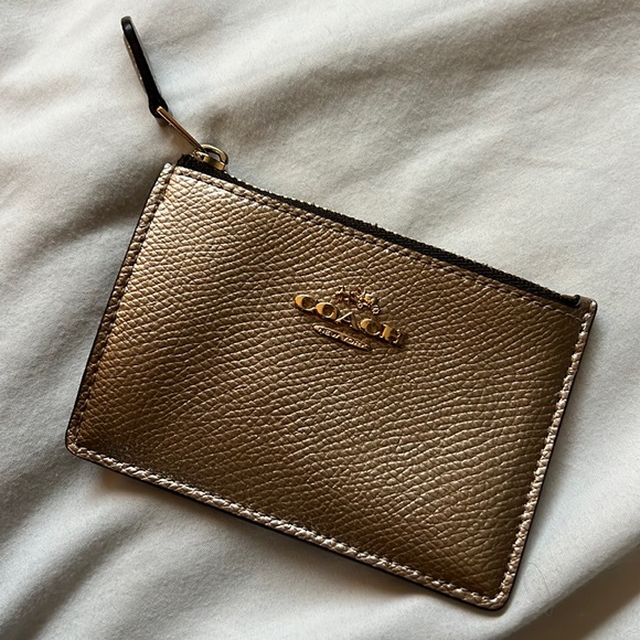 Coach Keychain Wallet - Picture 1 of 4